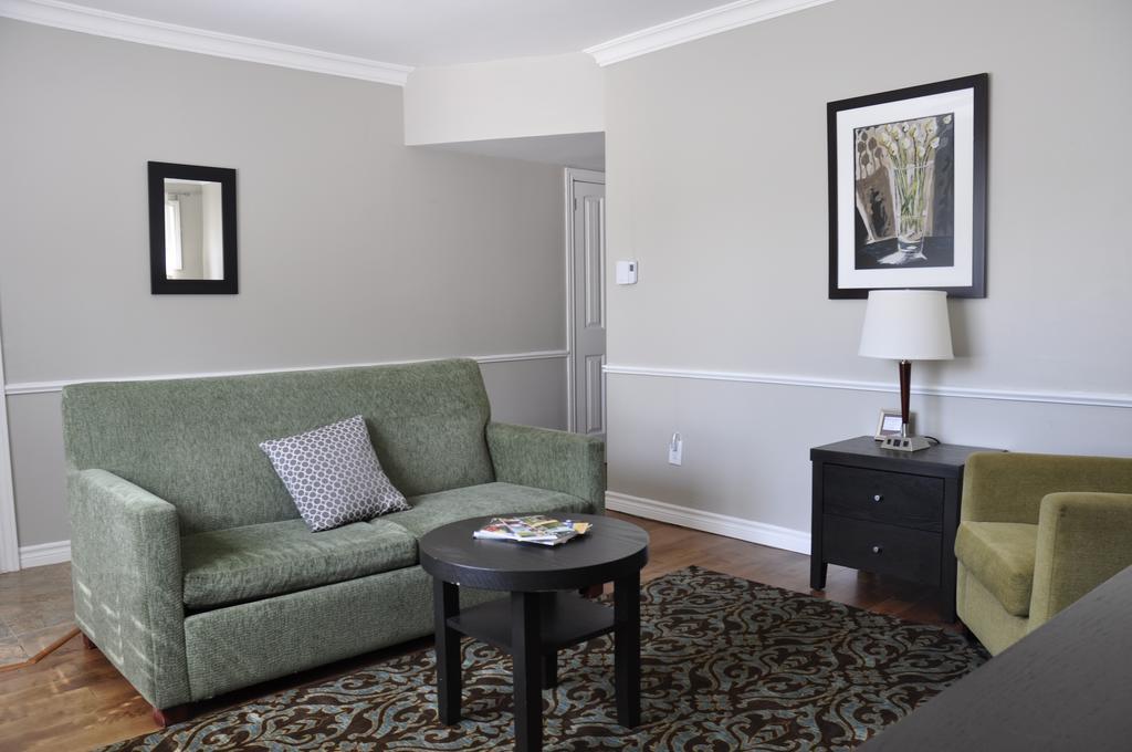 Moncton Suites - Apartments Across Georges Dumont Экстерьер фото